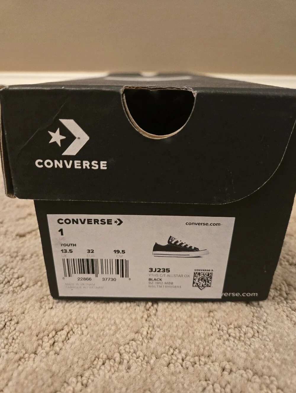 Boys Converse Tennis Shoes